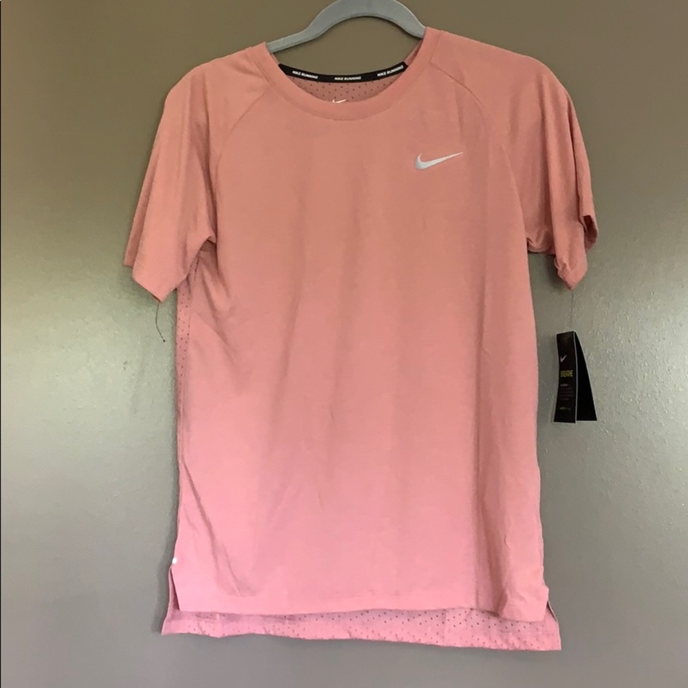 NWT Nike Women’s Breathe Running Top size small